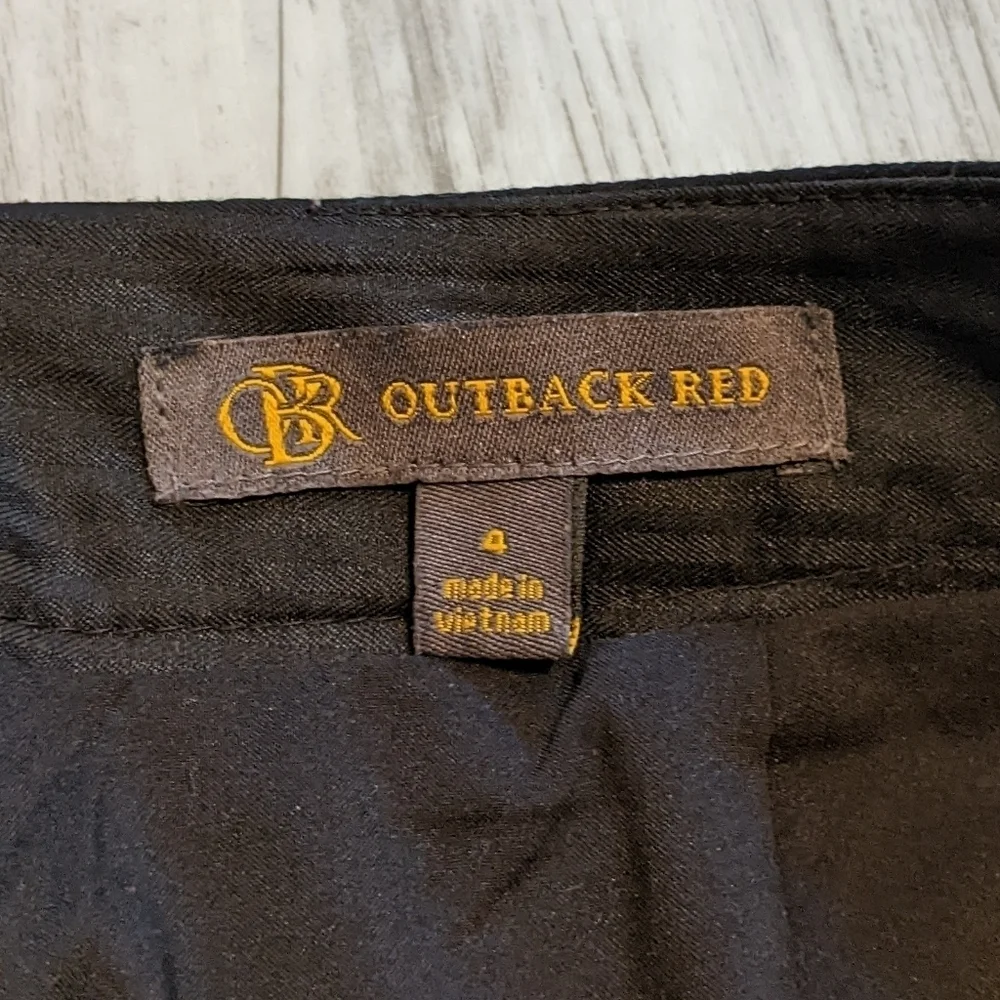 Outback Red Leopard Print Pencil Skirt with Small‎ Back Slit Size 4
